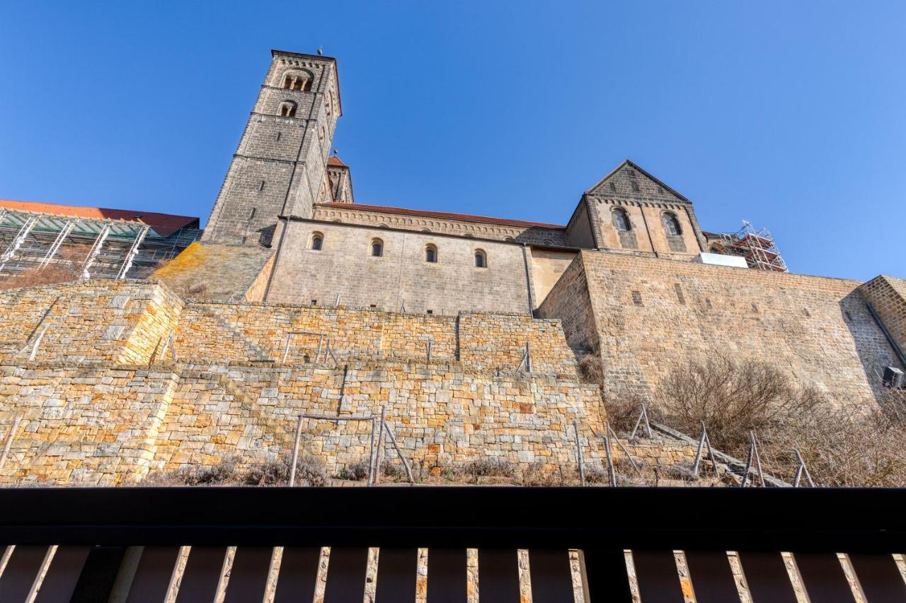 Fachwerkhaus Auf Dem Schlossberg Quedlinburg Exteriör bild